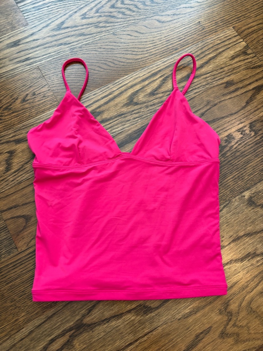 hot pink suuksess v neck tank